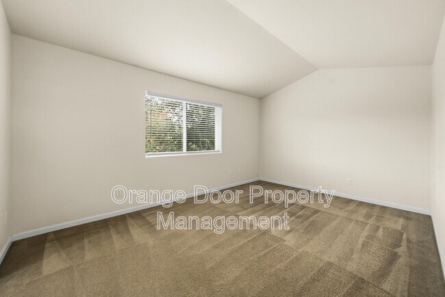 Building Photo - 2306 165th St E