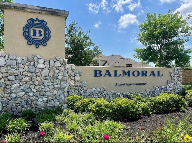 Building Photo - 12347 Breckenwood Mills Dr