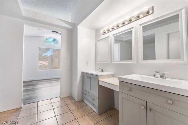 Building Photo - 2655 Par 4 Ln