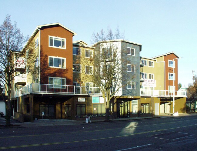 Under Construction 11/26/02 - San Marino