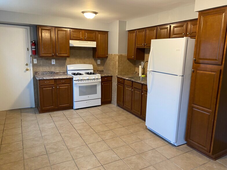 Building Photo - 69 S Harrison Ave