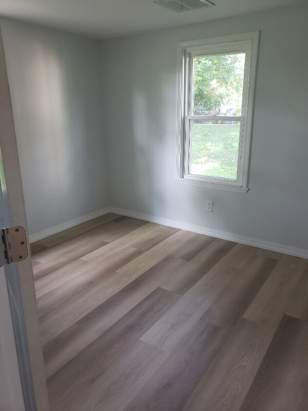 Building Photo - 3707 Blackstone Ave