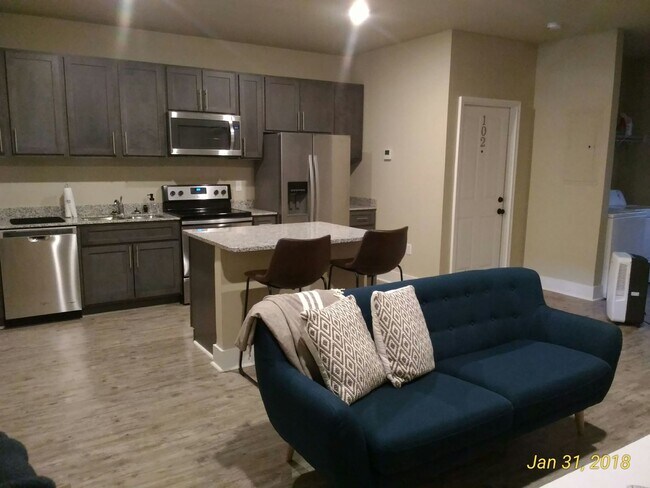 Building Photo - For Rent: Student Housing — Private 1BR/1BA Suite (TTU Students Only)