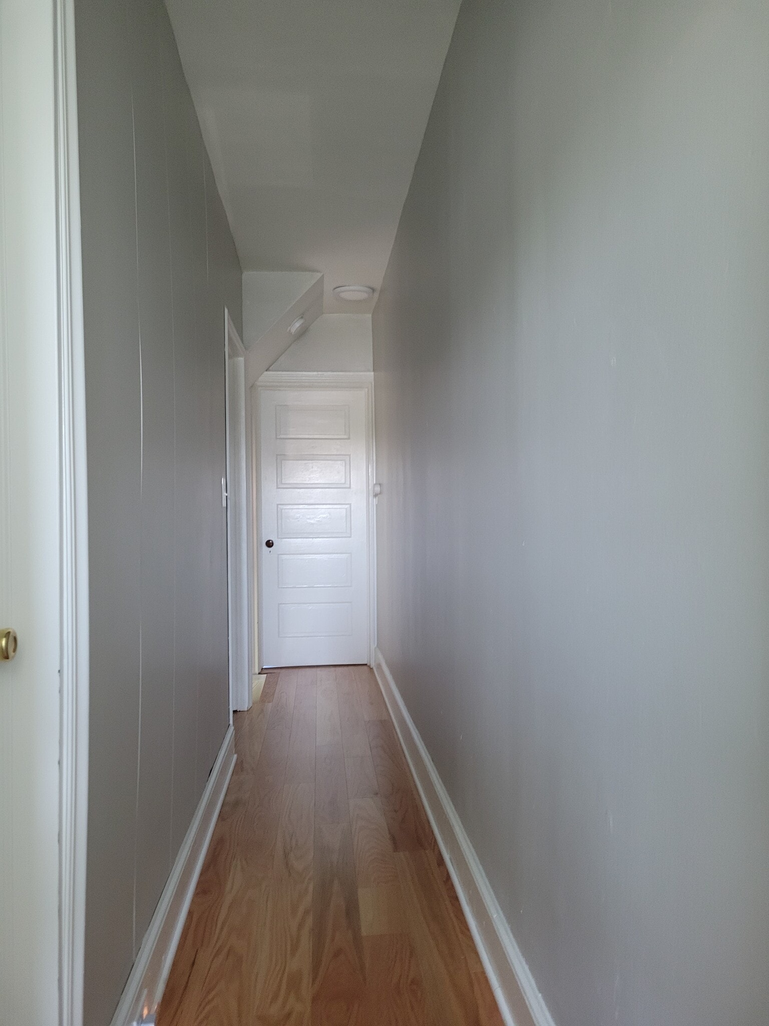 Building Photo - 107 Pen Argyl St