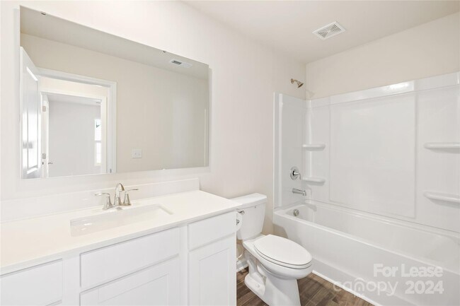 Building Photo - 10142 Chatham Run Ln