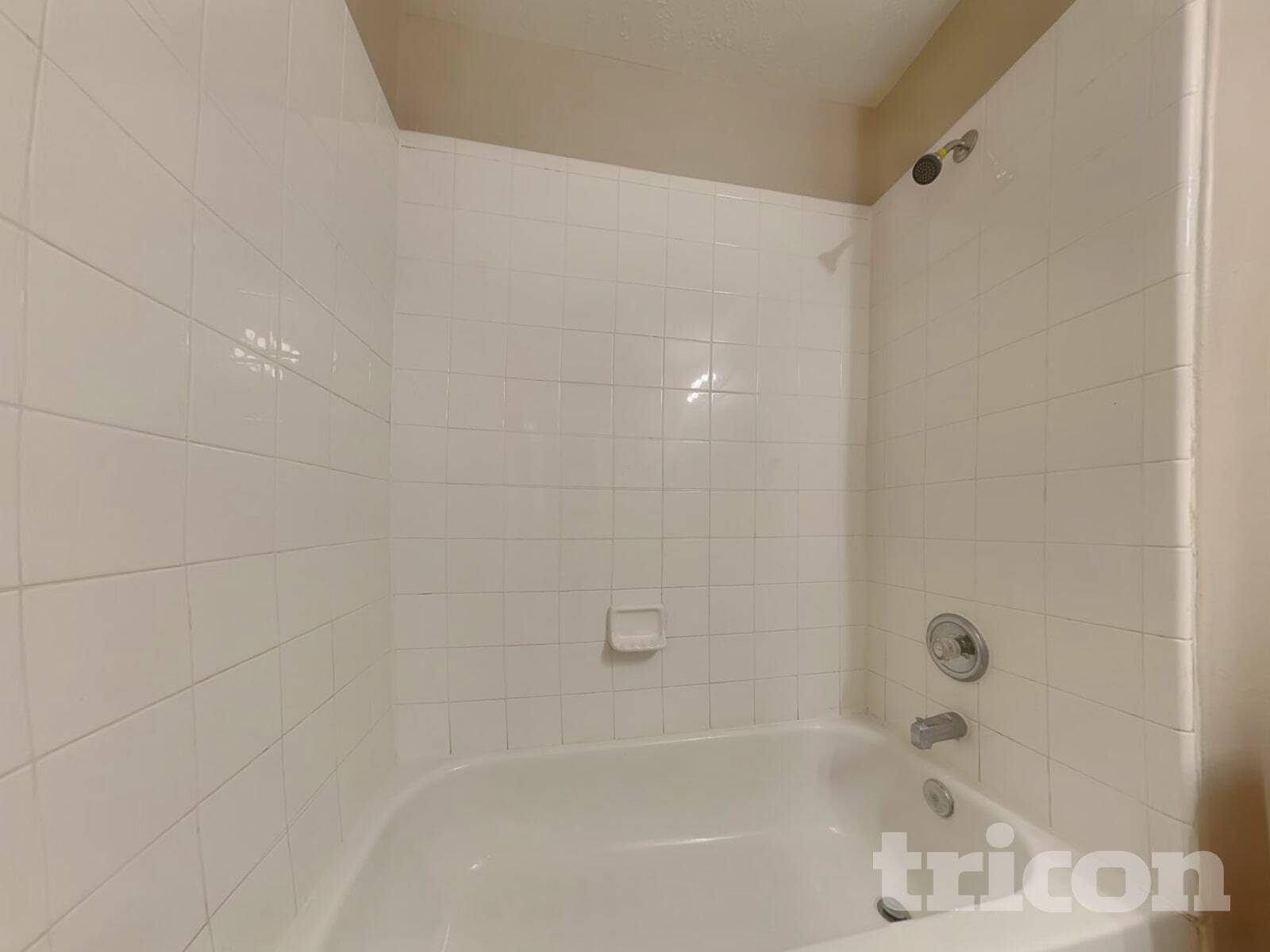 Building Photo - 16783 Fallen Timbers Dr