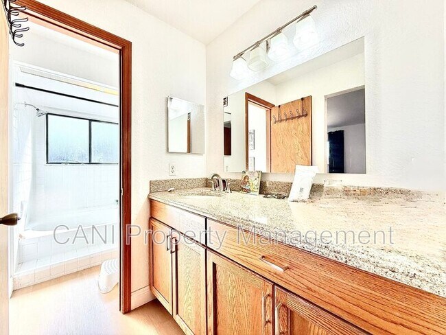 Building Photo - 435 Loblolly Ln