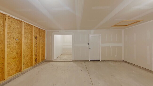 Building Photo - 12830 W Cowboy St