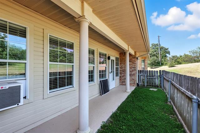 Building Photo - 3901 Montecito Dr
