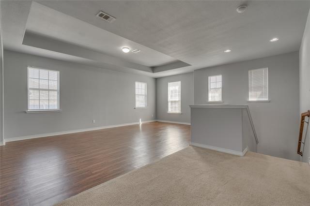 Building Photo - 601 Port Royale Way