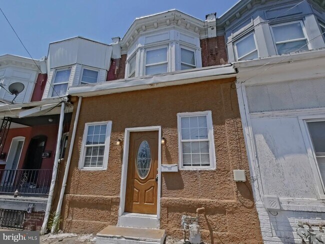 Building Photo - 1110 Morton Ave