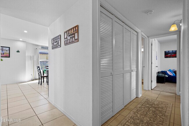 Building Photo - 7248 Copper Trail Ave