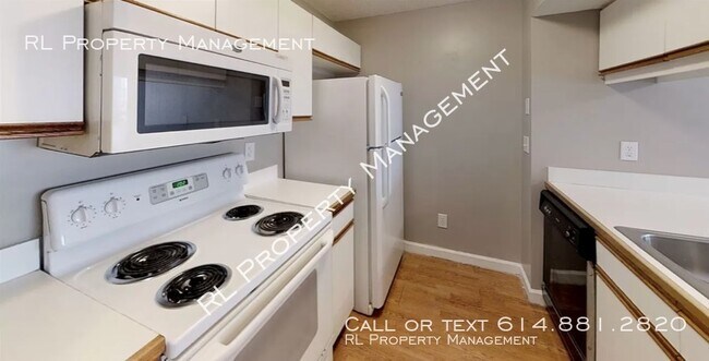 Building Photo - 5692 Everbrook Dr