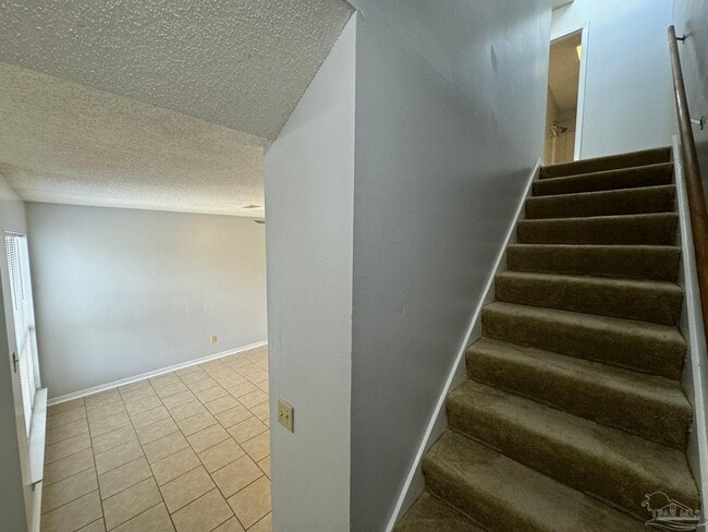 Building Photo - 2810 Villa Woods Cir