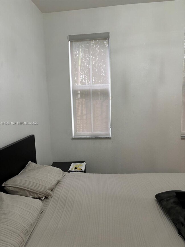 Building Photo - 10788 NW 74th St