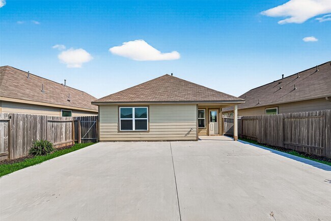 Building Photo - 17227 Quiet Song Ct