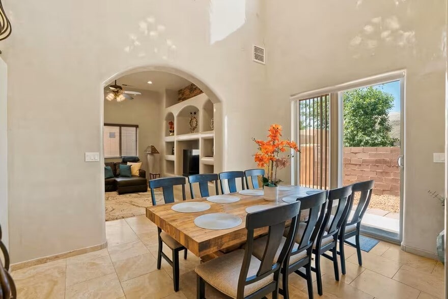 Building Photo - 2409 Rice Ave NW