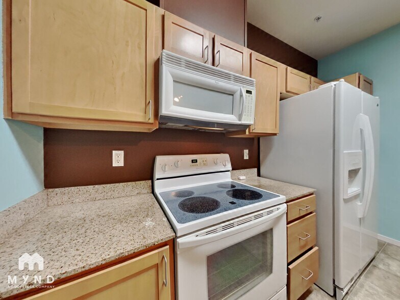 Building Photo - 4200 E Commerce Way