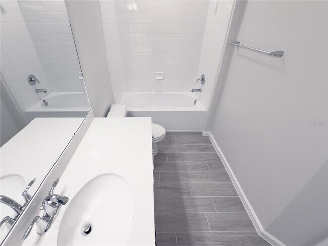 Building Photo - 551 Pothos St