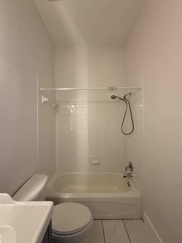 Building Photo - 2608 Chelsea Manor Blvd