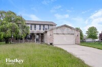 Building Photo - 616 Fawn Pl