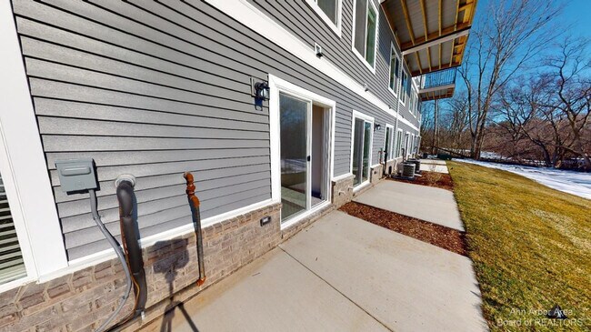 Building Photo - 2719 Bristol Rdg Dr
