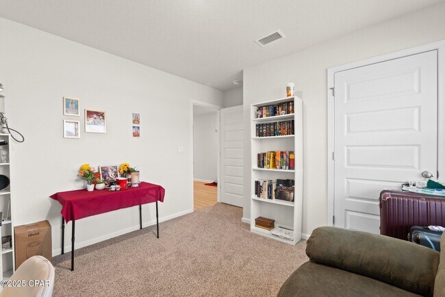 Building Photo - 6428 Slabinski Ln