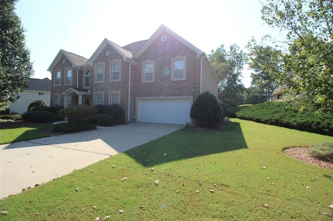 Building Photo - 1060 River Valley Dr