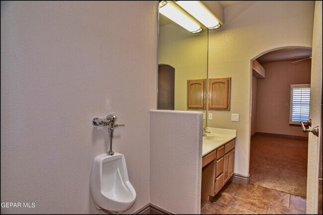 Building Photo - 14420 Misty Point Ct