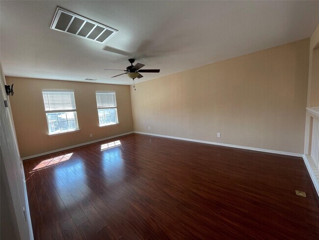 Building Photo - 4819 Seaside Sparrow Ln