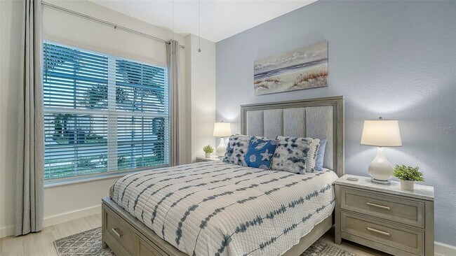 Building Photo - 5612 Lightning Whelk Ln