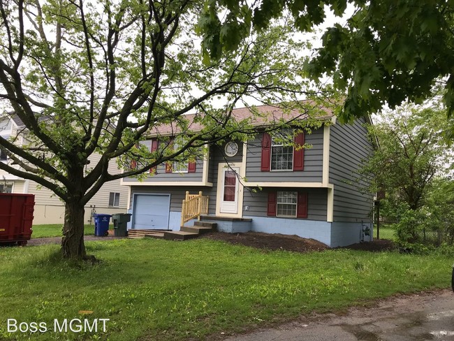 Building Photo - 3 br, 1.5 bath House - 6970 Endsleigh Dr.