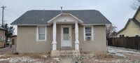 Building Photo - 803 Phay Ave