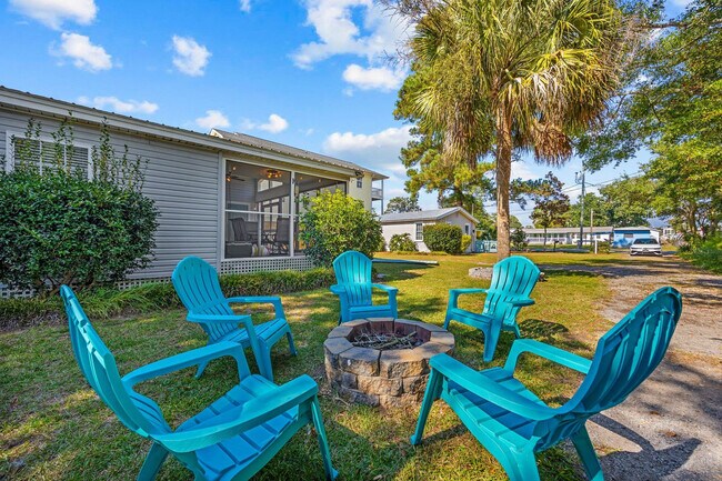 Building Photo - 347 Seabreeze Dr