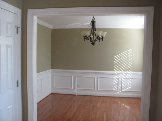 Building Photo - 4 BR 2.5 BA Sterling Farms