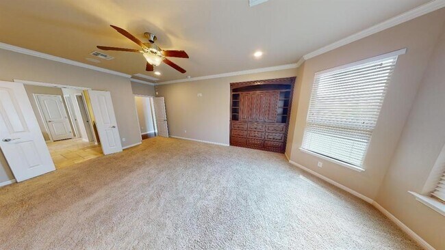 Building Photo - 5705 Lipan Apache Bend