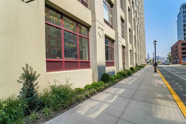Building Photo - 1500 Washington St