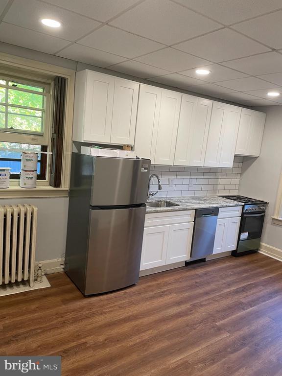 Building Photo - 64 N Hanover St