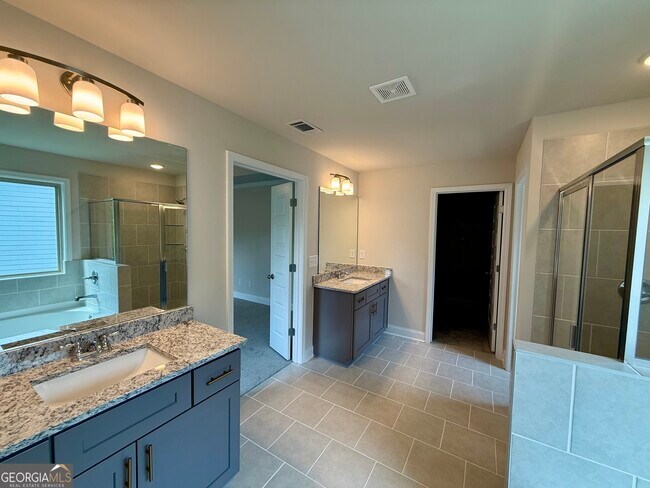 Building Photo - 3338 Sir Gregory Manor NW