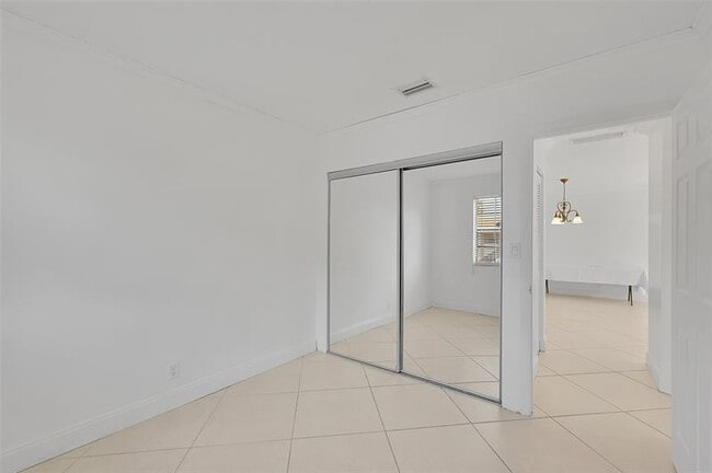 Building Photo - 12244 Royal Palm Blvd