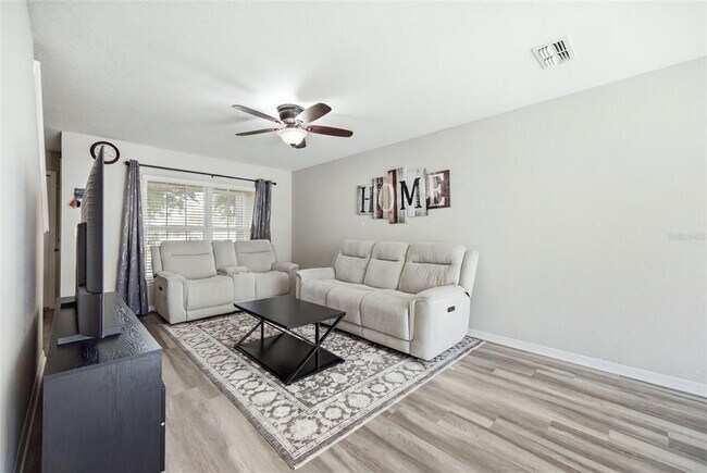 Building Photo - 9649 Tocobaga Pl