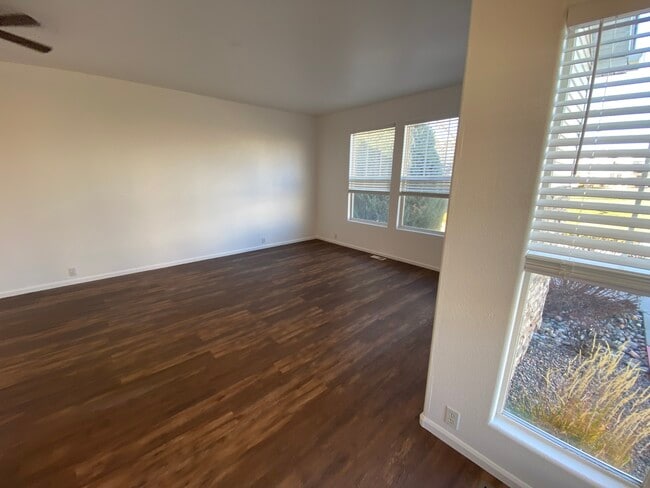 Building Photo - 6246 Calico Patch Heights