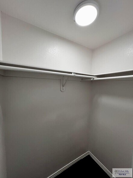 Building Photo - 2656 Malta St