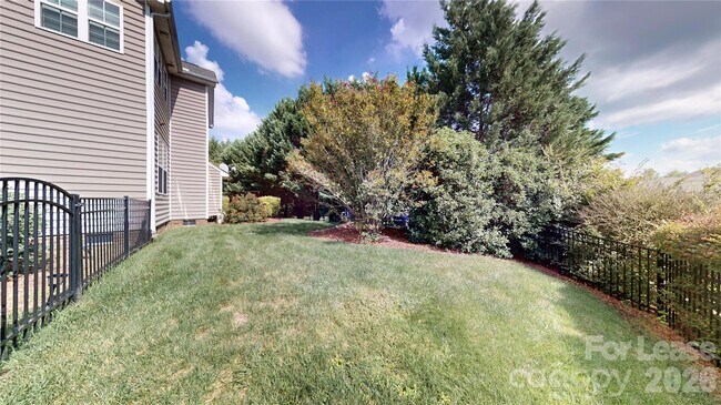 Building Photo - 1505 Aringill Ln