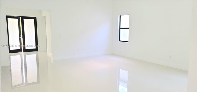 Building Photo - 14423 SW 18th St