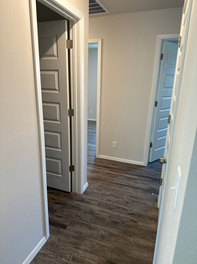 Building Photo - *Pre-leasing* NEW Three Bedroom | Two Bath...
