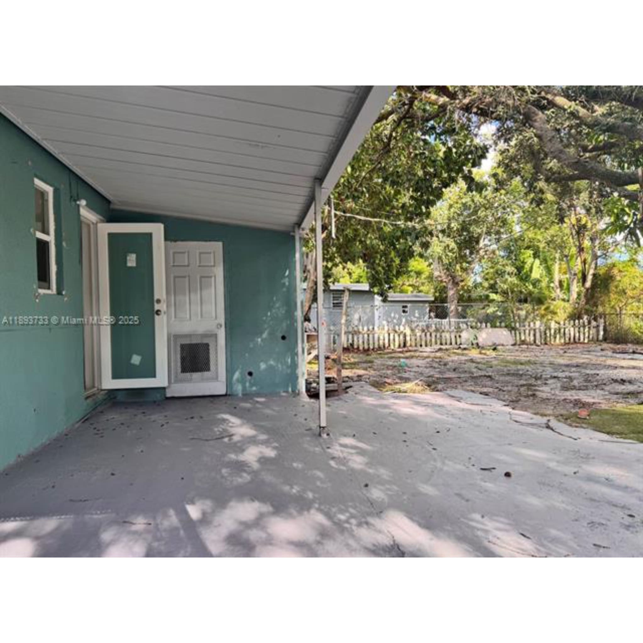 Building Photo - 550 NW 118th St