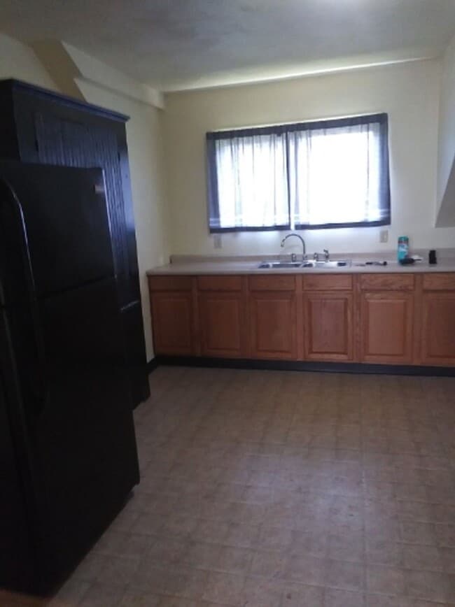 Building Photo - 205 Griscom St