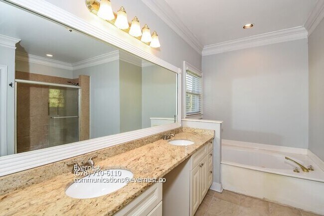 Building Photo - Experience Luxury Living in a Premier Gate...