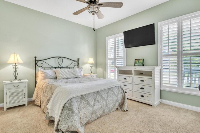 Building Photo - 5598 Ballantrae Woods Dr